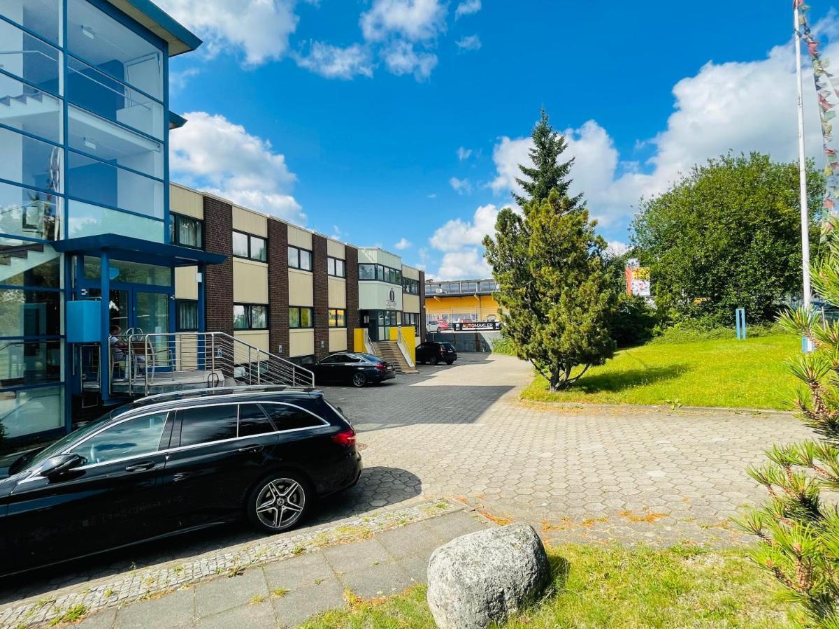 Hotel Denbu Hamburg-Harburg Exteriör bild