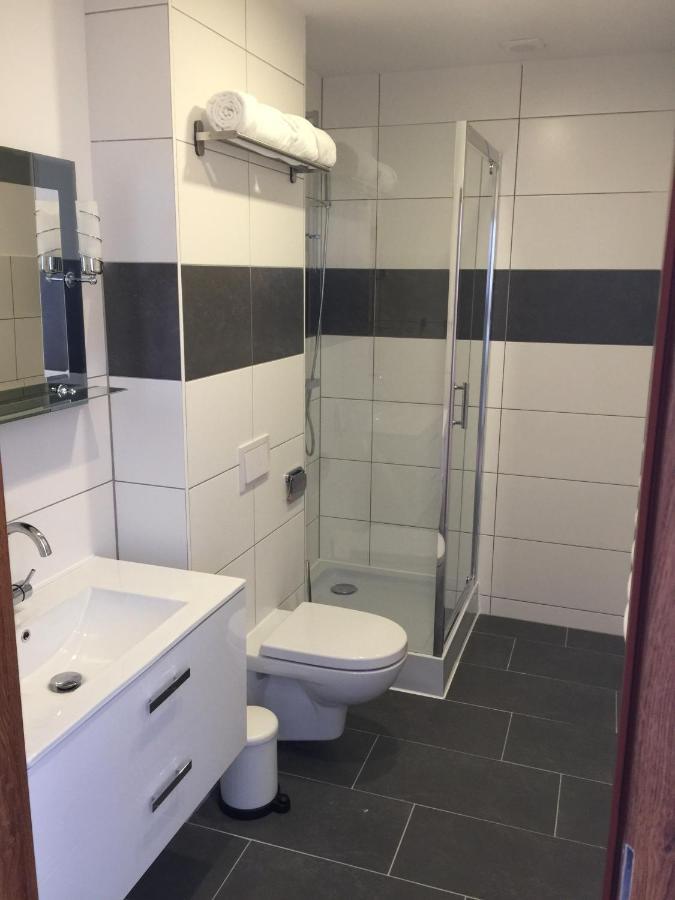 Hotel Denbu Hamburg-Harburg Exteriör bild