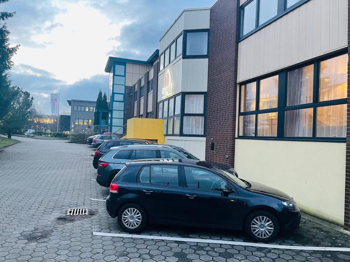 Hotel Denbu Hamburg-Harburg Exteriör bild