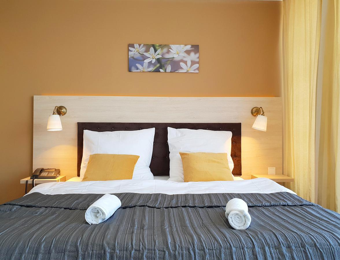 Hotel Denbu Hamburg-Harburg Exteriör bild
