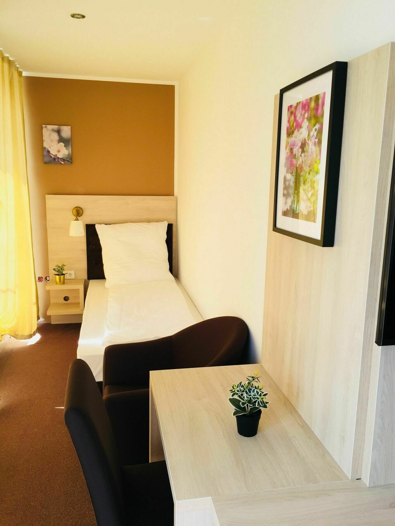Hotel Denbu Hamburg-Harburg Exteriör bild